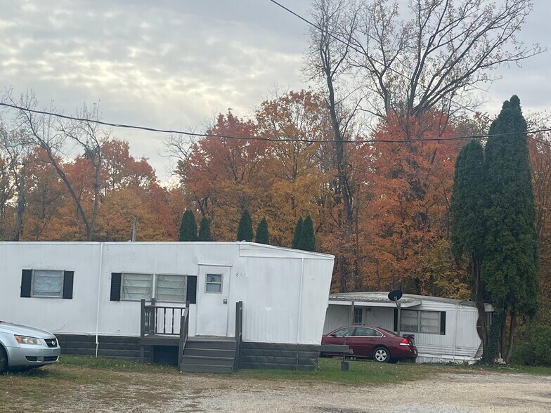 More Photos Of 853 W State Road 38, New Castle General Retail For Sale