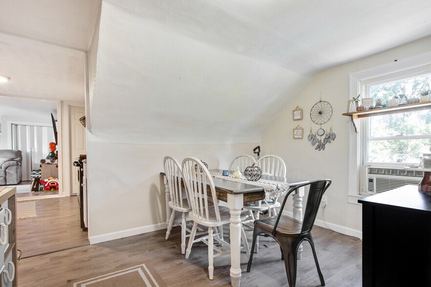 More Photos Of 6980 Nash Rd, North Tonawanda Apartments For Sale