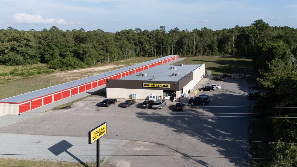 Primary Photo Of 3944 US 701 Hwy N, Elizabethtown General Retail For Sale