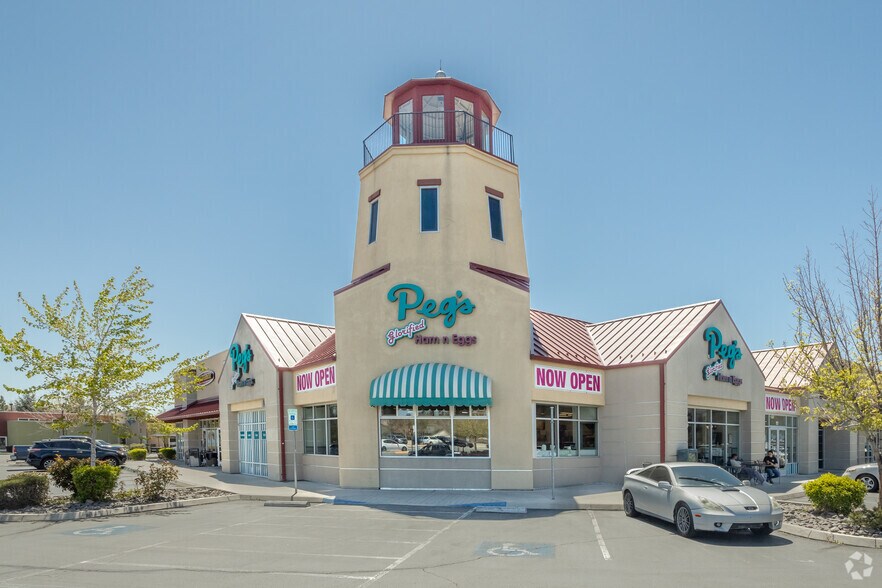 More Photos Of 1495 E Prater Way, Sparks Storefront Retail Office For Sale