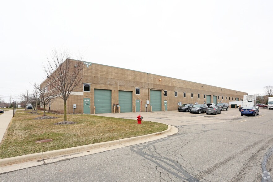 More Photos Of 29445 Beck Rd, Wixom Research And Development For Lease