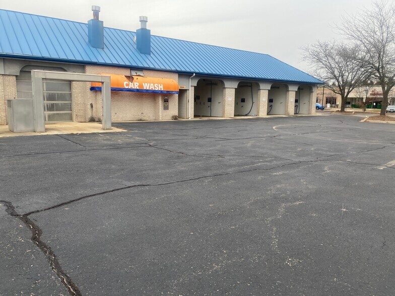 More Photos Of 1250 Douglas Rd, Oswego Carwash For Sale