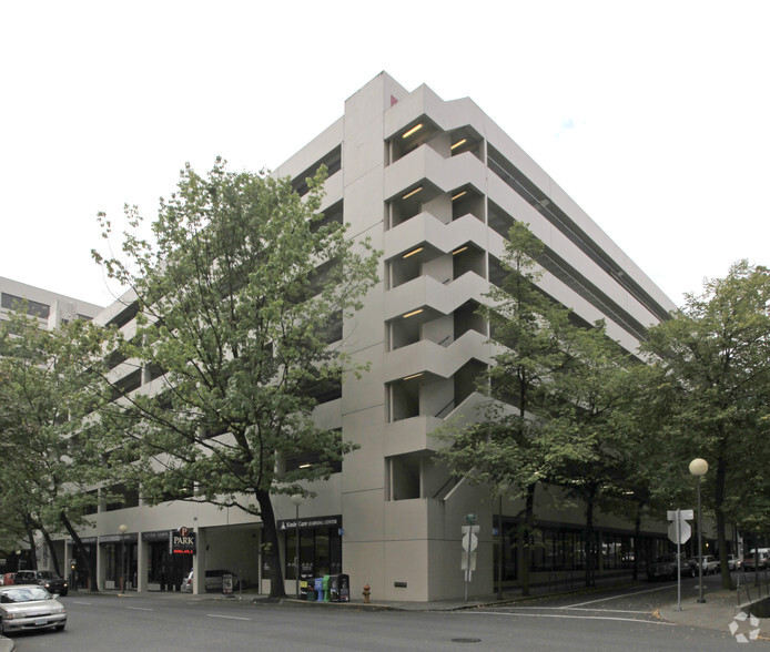 Primary Photo Of 101-119 SW Market St, Portland Parking Garage For Lease