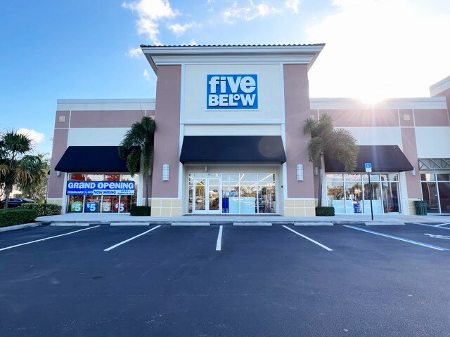 More Photos Of Sample Rd @ US 441, Coral Springs Unknown For Lease