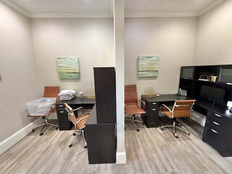 More Photos Of 204 Griffin Park Dr, Birmingham Office For Sale