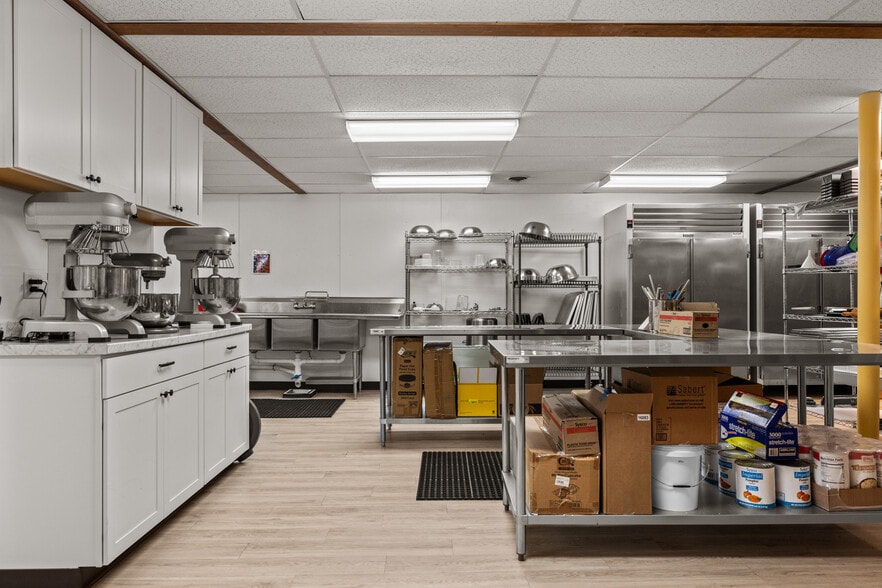 More Photos Of 1282 US Highway 2 E, Kalispell Apartments For Sale