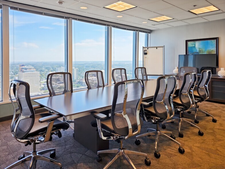 More Photos Of 50 N Laura St, Jacksonville Coworking Space