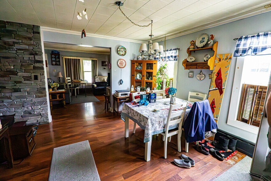 More Photos Of 16 Broad Ln, Au Sable Forks Apartments For Sale