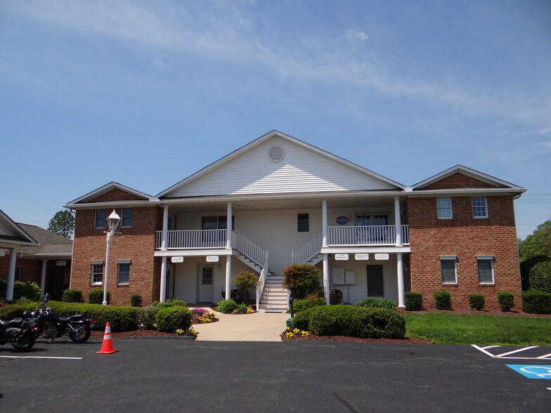 More Photos Of 30537 Potomac Way, Charlotte Hall Office For Lease