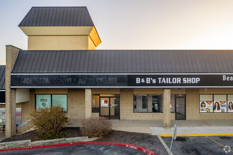 More Photos Of 6415-6471 Quivira Rd, Shawnee General Retail For Lease