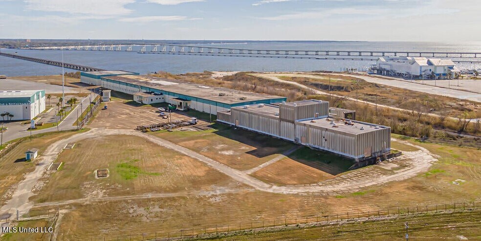 More Photos Of 185 8th St, Biloxi Warehouse For Sale