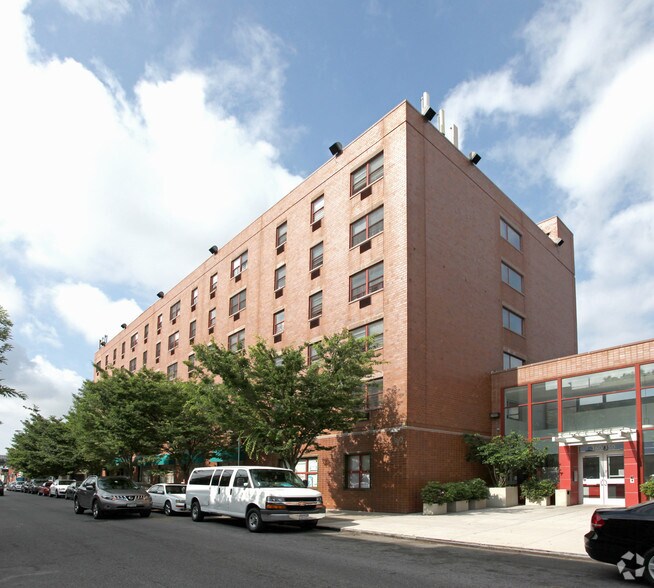 More Photos Of 360 Snediker Ave, Brooklyn Apartments For Lease
