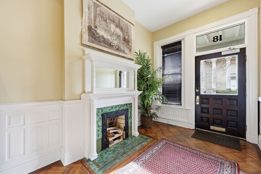 More Photos Of 18 W Franklin St, Richmond Apartments For Sale