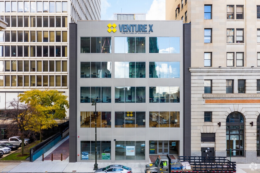 More Photos Of 220 W Congress St, Detroit Coworking Space