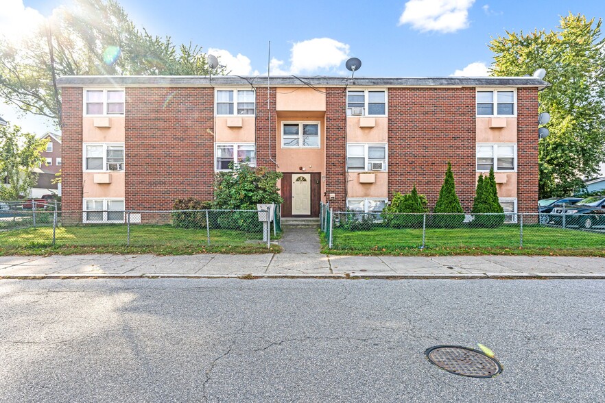 Primary Photo Of 25 Margaret St, Pawtucket Apartments For Sale