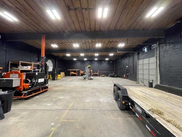 More Photos Of 1030 Delsea Dr, Westville Warehouse For Lease