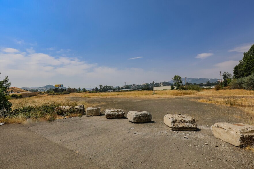 More Photos Of 4553 Old Hwy 99 South, Roseburg Land For Sale