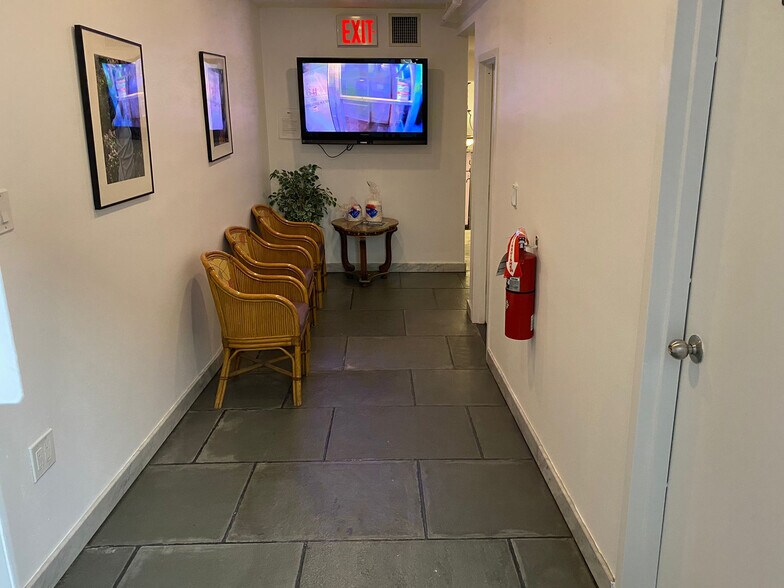 More Photos Of 641 President St, Brooklyn Apartments For Lease