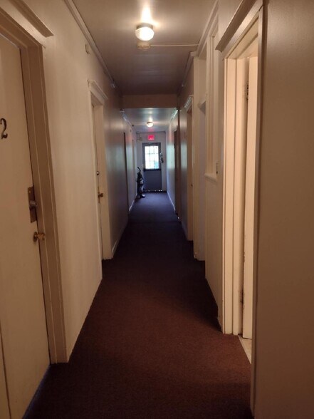 More Photos Of 322 Augusta Ave, Dekalb Dormitory For Sale