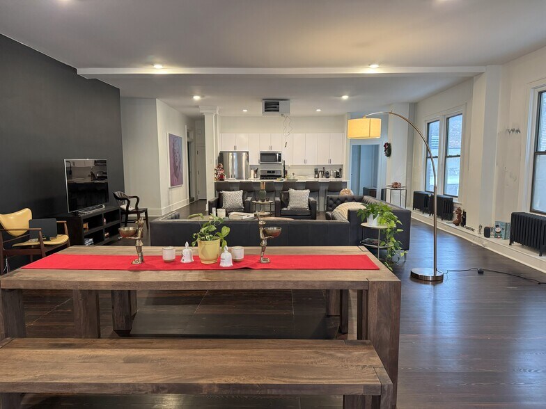 More Photos Of 16 E Lawrence St, Pontiac Apartments For Sale