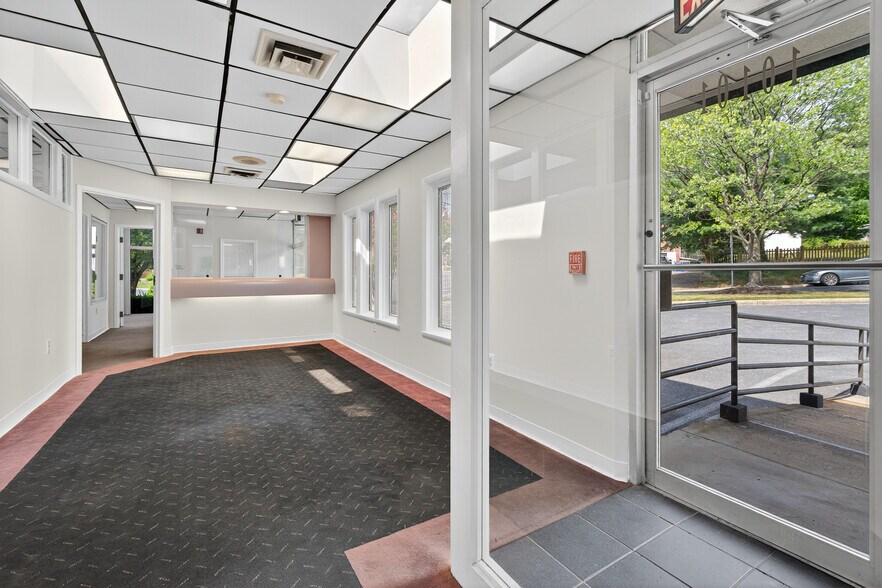 More Photos Of 10101 Lorain Ave, Silver Spring Medical For Sale