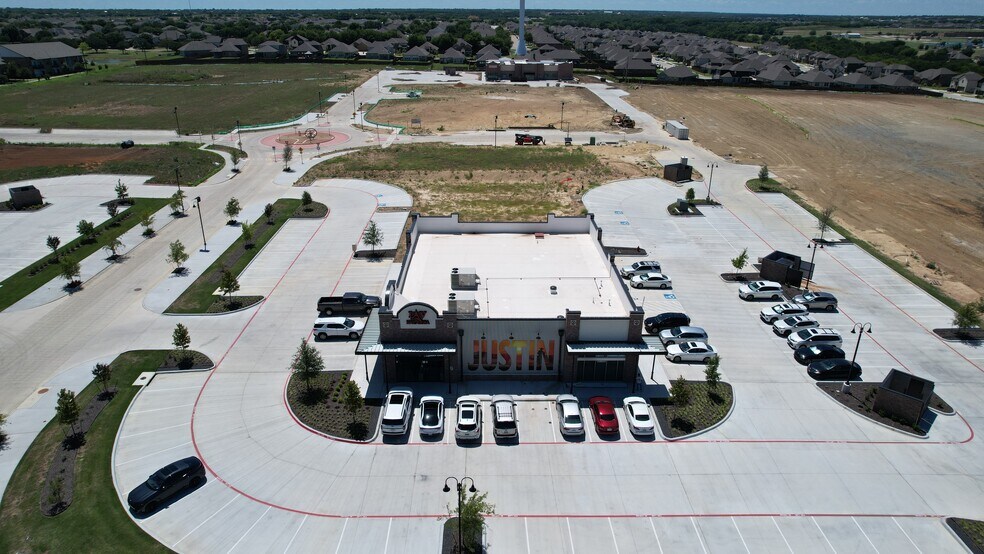 More Photos Of 514 Tally Blvd, Justin Medical For Sale
