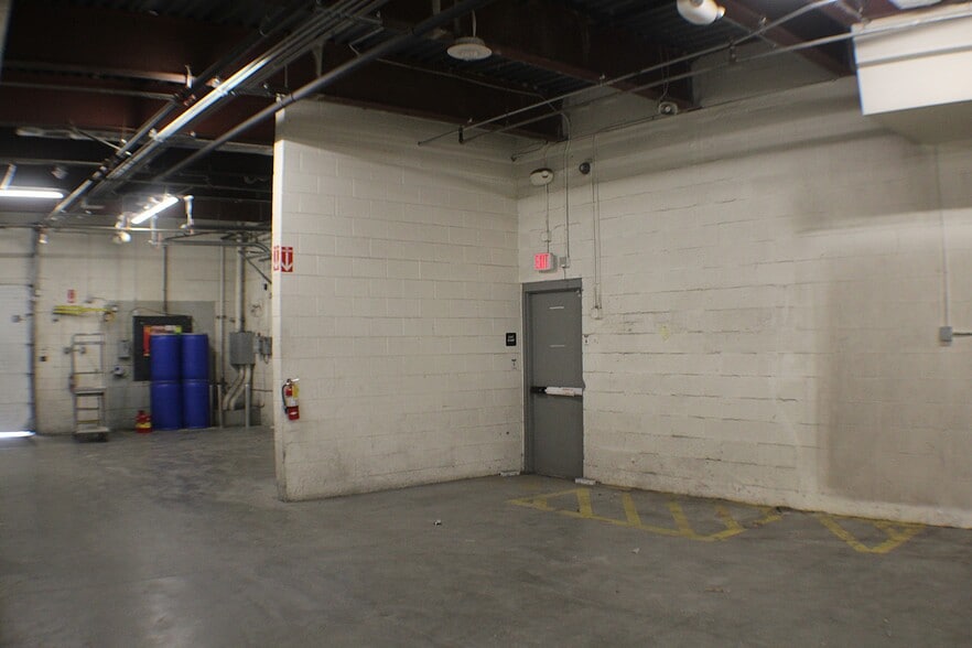 More Photos Of 869 W Florida Ave, Hemet Unknown For Lease