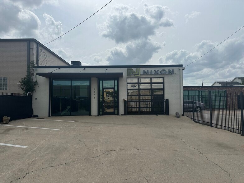 Primary Photo Of 4845 Vicksburg St, Dallas Showroom For Lease