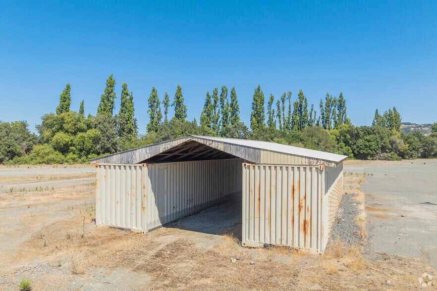 More Photos Of 2301 Napa Vallejo Hwy, Napa Land For Lease