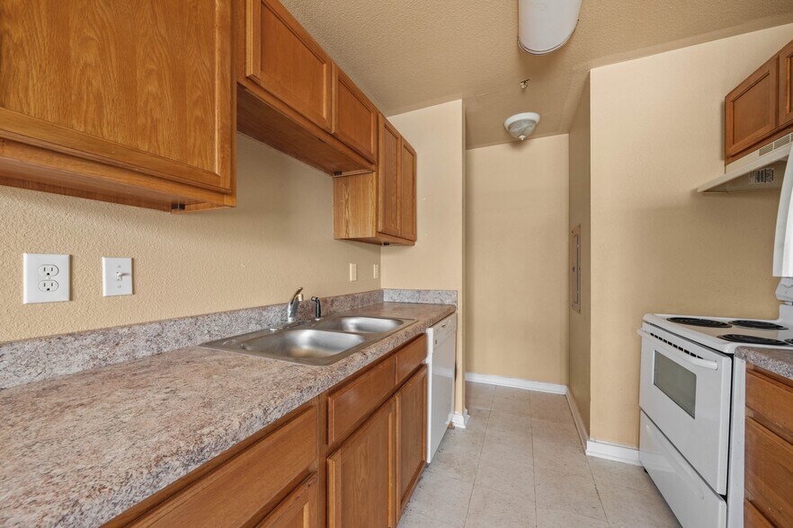 More Photos Of 5500 Hwy 75, Carville Apartments For Sale