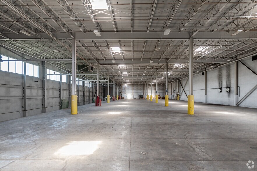 More Photos Of 5300 Crosswind Dr, Columbus Manufacturing For Lease