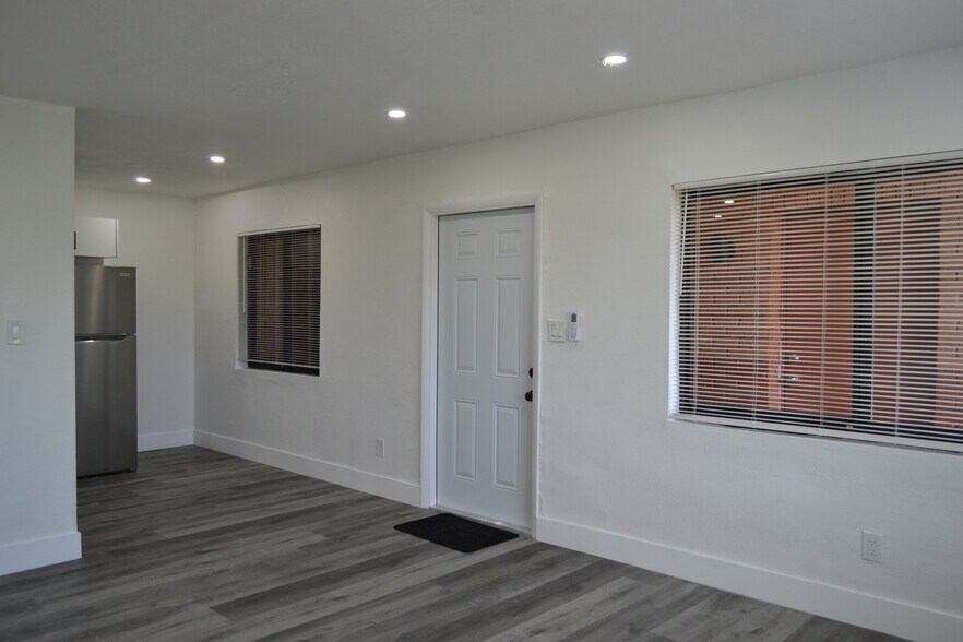 More Photos Of 940 NW 8th Ave, Pompano Beach Apartments For Sale