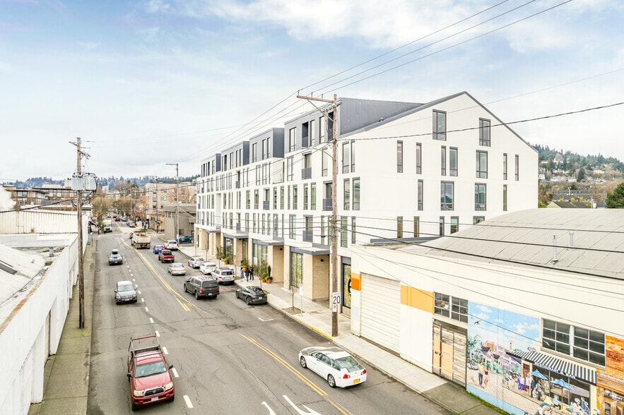 More Photos Of 1905 NW 23rd Ave, Portland Apartments For Lease