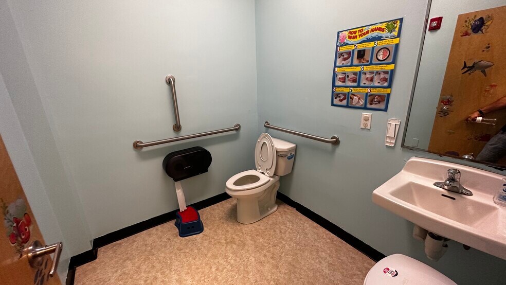 More Photos Of 1727-1801 Union Blvd, Allentown Warehouse For Lease