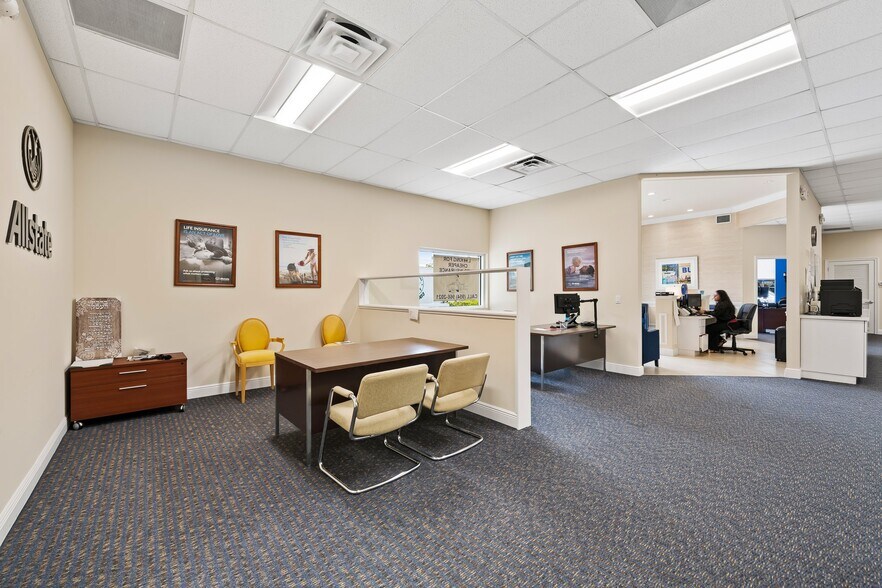 More Photos Of 11 W State Road 84, Fort Lauderdale Office For Lease