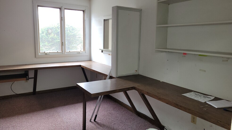 More Photos Of 365 Storrs Rd, Mansfield Center Healthcare For Sale