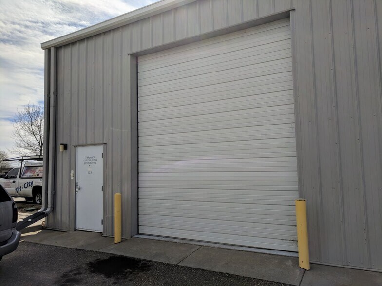 More Photos Of 123-151 12th St SW, Loveland Manufacturing For Sale