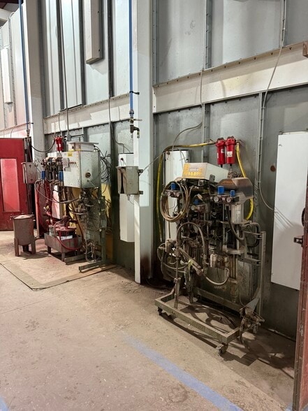 More Photos Of 16013 W Sardis Rd, Bauxite Industrial For Sale