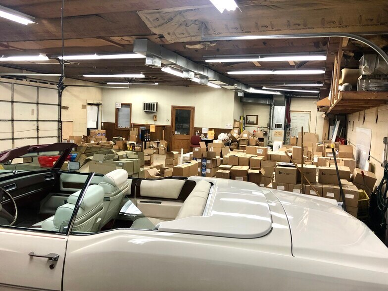 More Photos Of 2301 Hyde Park Blvd, Niagara Falls Restaurant For Sale