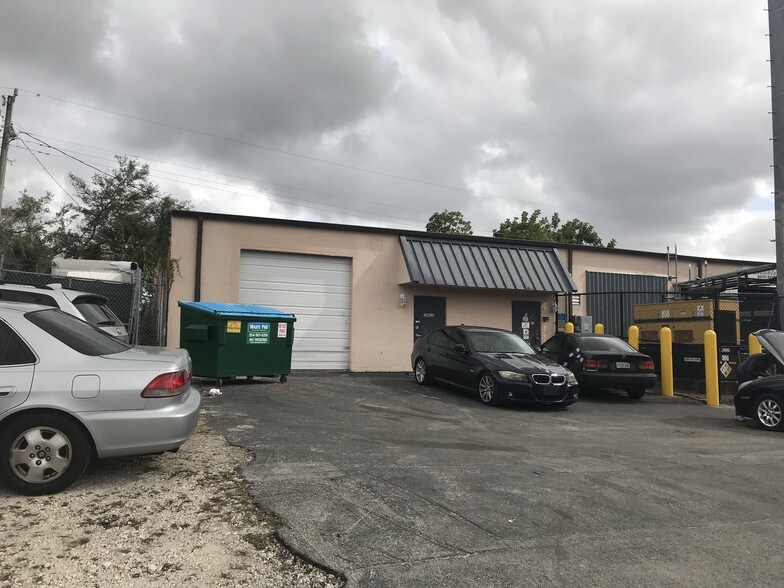 More Photos Of 1901 SW 100th Ter, Miramar Warehouse For Lease