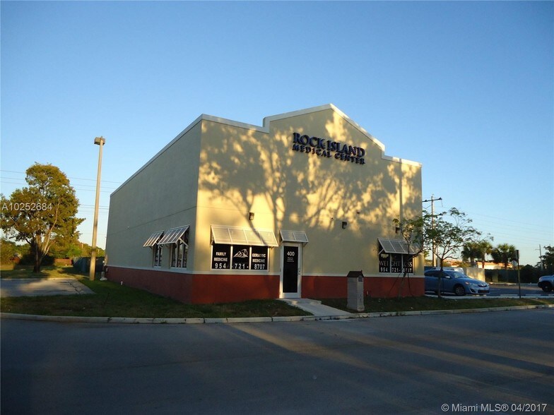 More Photos Of 374-400 N Rock Island Rd, Margate Freestanding For Lease