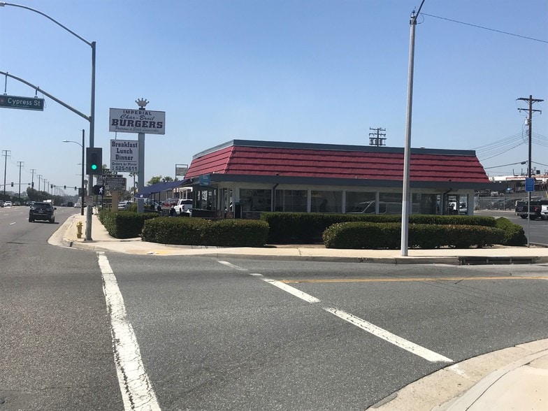 More Photos Of 241 E Imperial Hwy, La Habra Fast Food For Sale