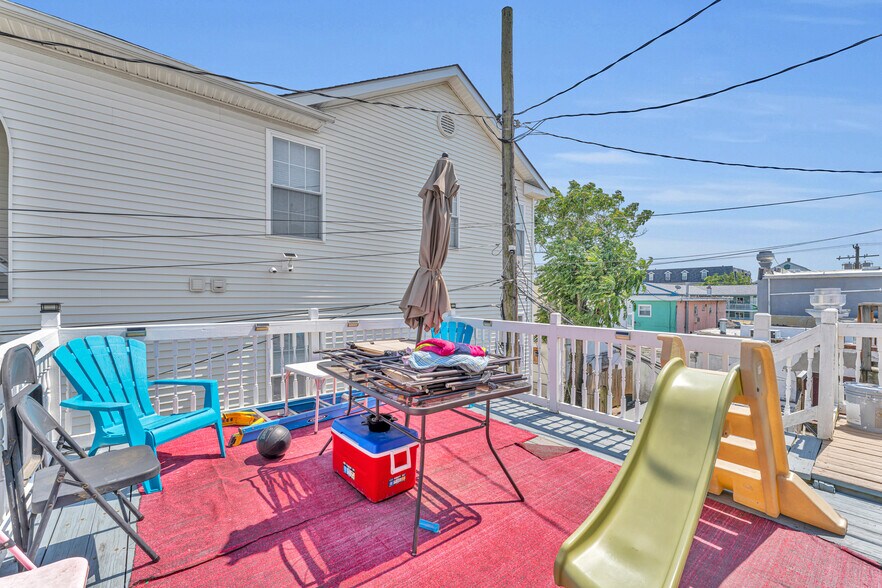 More Photos Of 3807 Pacific Ave, Wildwood Office Residential For Sale
