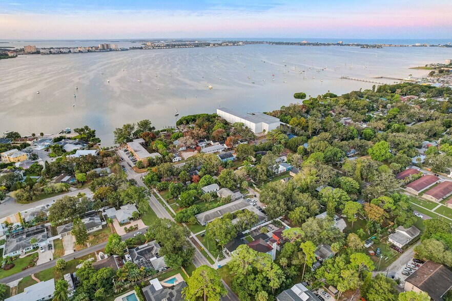 More Photos Of 3017 49th St S, Gulfport Apartments For Sale