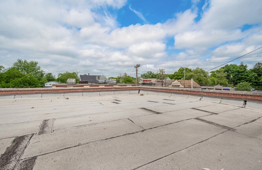 More Photos Of 330 Main St, Manchester Loft Creative Space For Sale