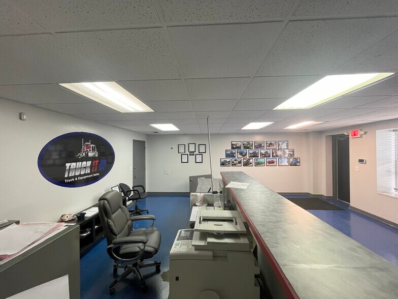 More Photos Of 1581 Fulenwider Rd, Gainesville Truck Terminal For Lease