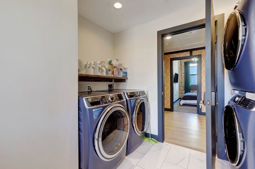 More Photos Of 233 Broad St, Nevada City Hotel For Sale