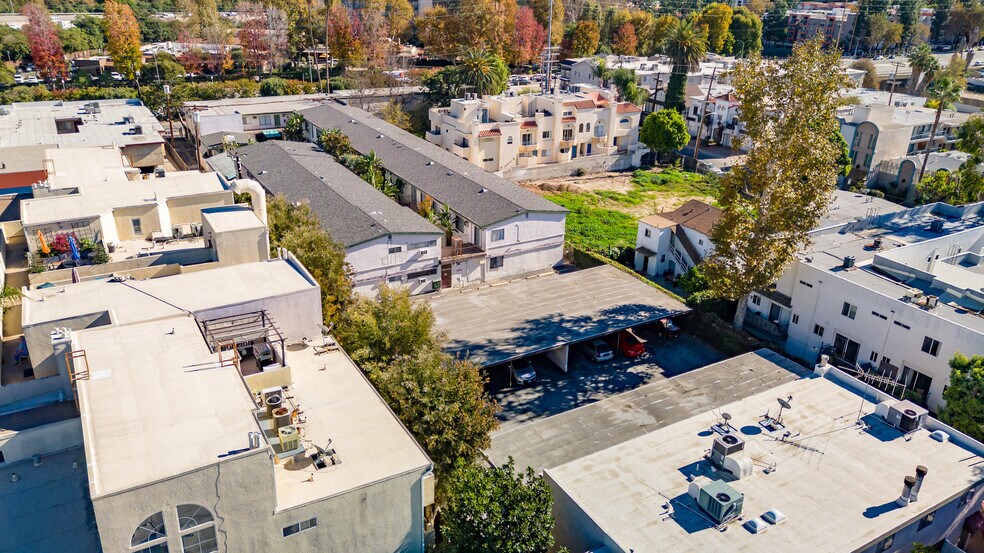 More Photos Of 4215 Vineland Ave, Studio City Apartments For Sale