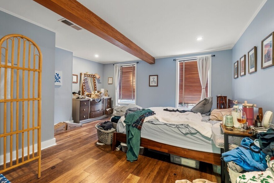 More Photos Of 1215 John St, Baltimore Multifamily For Sale