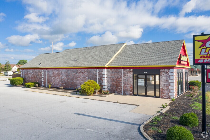 More Photos Of 1027 N Main St, Bowling Green Freestanding For Lease